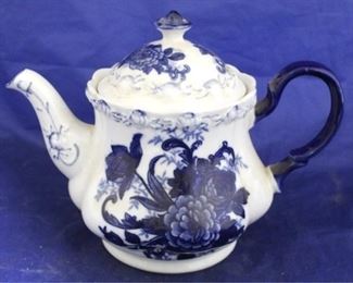 1571 - Blue & white tea pot 7 x 9
