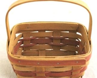 1656 - Longaberger 1987 Mistletoe basket 7 x 5 x 7
