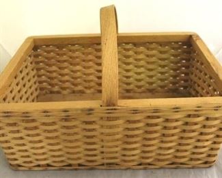 1661 - Vintage basket 17 x 13 x 13

