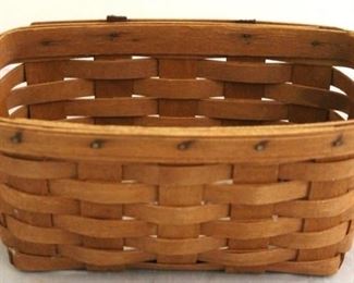 1668 - Longaberger 1989 basket - as is Handle broken 9 x 5 x 5
