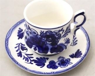 5007 - Delft blue & white cup & saucer 5 x 2 1/2
