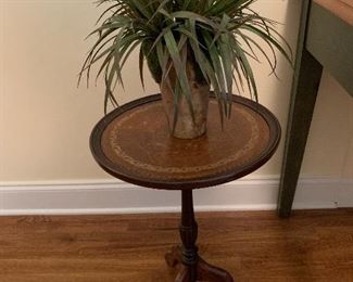 Vintage Plant Stand, Side/Accent Table