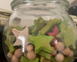 HOLIDAY PIECES IN DISPLAY JAR