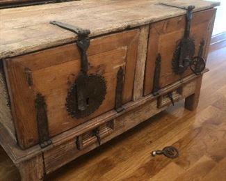 Antique Chinese chest