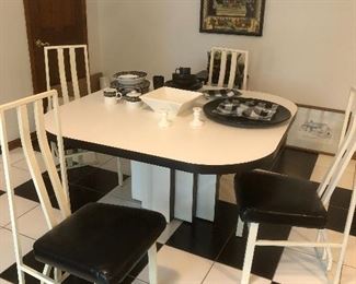 Cool Formica table and chairs 