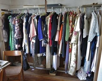Fabulous Ladies Designer Clothes by Hugo Boss, Diane Von Furstenberg, Oscar De La Renta, Moschino, Fendi, Ferragamo, Kate Spade, etc.   Sizes 4 - 6  Shoes as well, not sure of the Designers, yet