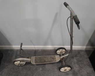 Vintage Honda Kick 'N Go, Rare Senior Model. In working condition. Chain intact.