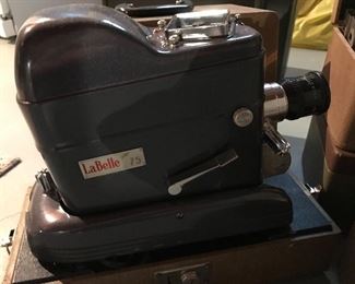 LaBelle Projector and case