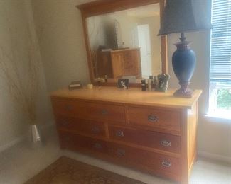 Dresser with mirror to the king size bedroom set all sold separately