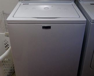 Maytag Washing Machine, Model MVWC565FW0, 43" x 27" x 27"