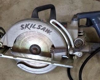 Skilsaw 7.25" Worm Drive Saw, Model HD77