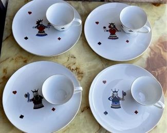 8-Piece Nasco Card Suite Luncheon Set - (4) Cups (4) Plates 