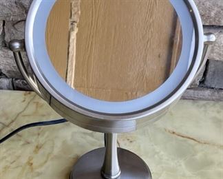 Stainless Lighted Double Sided Magnifying Mirror 1x/10x 