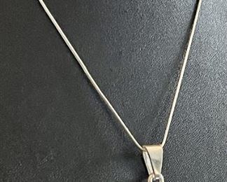 Sterling Silver 925 Mexico Shell Pendant Necklace And Chain 12.2 Grams 