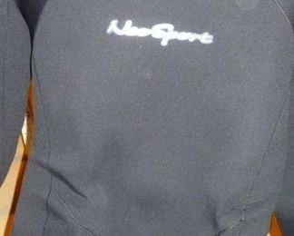 WET SUIT
