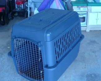   DOG CRATES