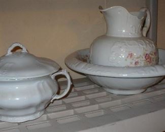 ANTIQUE PITCHER AND BOWL SET