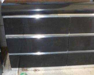 DRESSER TO BEDROOM SET
