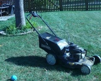 CRAFTSMAN 21" power push  mower  used very little