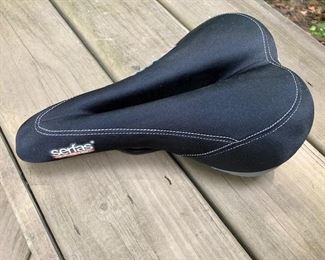 Extra Gel seat for mens bike. 