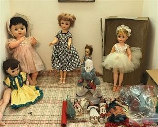  Madame Alexander In Box Elisa  perfect condition and many more dolls plus clothes