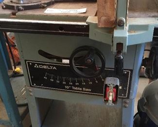 Delta table saw