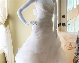 Fairytale wedding dress - designer Pronovias Barcelona