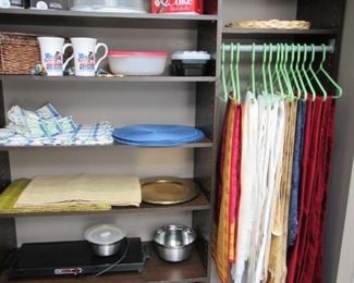 Tablecloths, runners, placemats and more