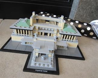 Lego set - Imperial Hotel