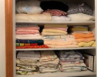 Towels and Sheets  (S-M-L)
