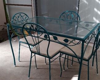 vintage wrought Iron Patio Set