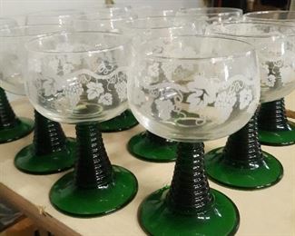 Luminarc France Roemer , Etched Wine Glasses Green Coiled Ribbed Stem total of 12 