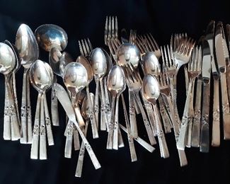 Flatware 1948 silver plate Morning star by Oneida 