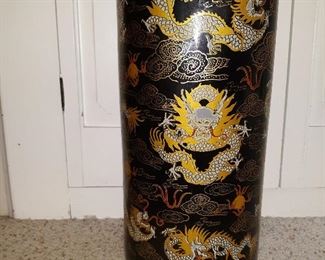 umbrella stand black with dragons 