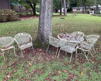 Barrel chair patio set