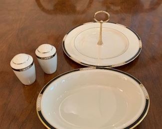 	#64	Lenox Presidential "Handcock" gold trim. Small serving bowl, salt & pepper shaker, and appetizer tray set	SOLD	