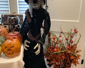 	#119	Scary witch decoration 55"h	SOLD			