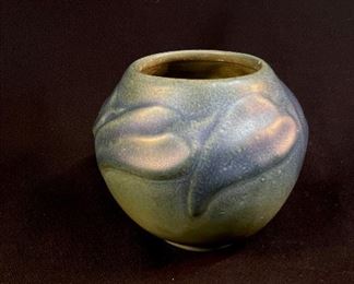 Early Van Briggle Pottery Piece - buy on StubbsEstates.com