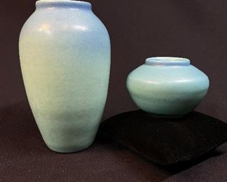 2 Vintage Ming Blue Van Briggle vases Tall, Short - buy on StubbsEstates.com