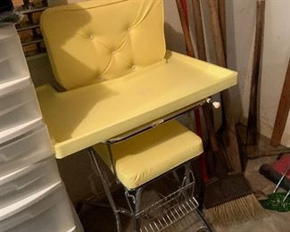 vintage high chair, like new
