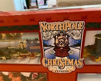 #147	christmas	northpole christmas train set	 $ 35.00 																						