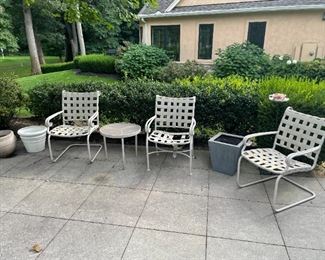 3 Lounge Chairs & Table!