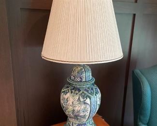 Beautiful Aqua/Navy Lamp!
