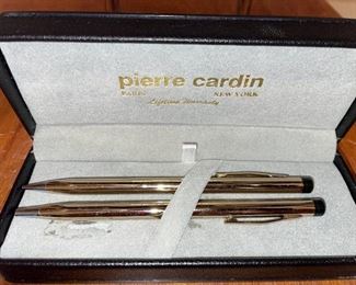 Pierre Cardin Pen/Pencil Set!