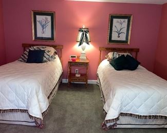 Beautiful  Twin Beds & Night Stand, Matching Twin  White Down Comforters w/Plaid Fringe, Bed Skirts, Shams & Pillows,  Etc!