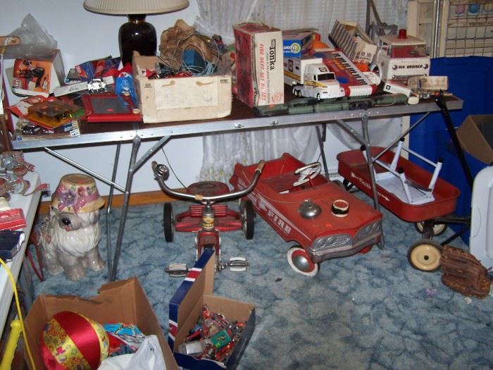 PEDAL CAR, RED WAGON & OTHER VINTAGE TOYS