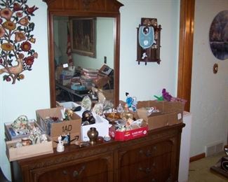 BASSETT DRESSER & MIRROR AND BOXES OF SMALLS