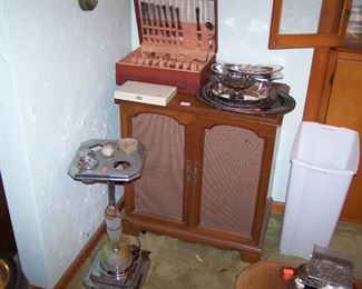 MAGNAVOX SPEAKER, SILVER-PLATED FLATWARE SET, STANDING ASHTRAY WITH AKRO-AGATE GLASS SPACERS,  SILVER-PLATE SERVERS