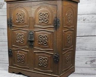 Vintage Plastic Hamper