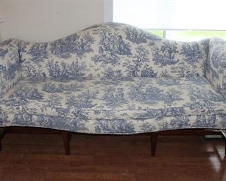 Williamsburg Etoile Couch